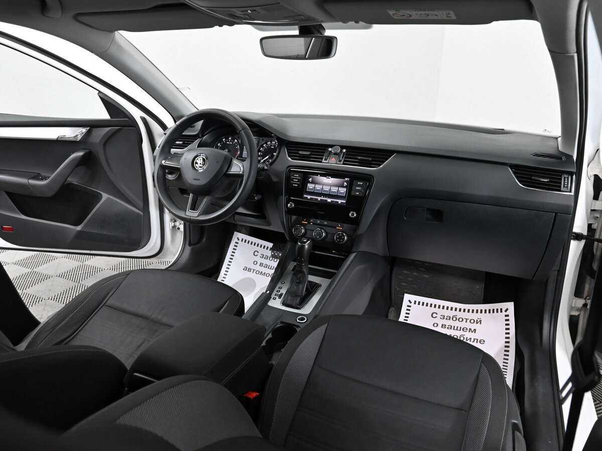 Skoda Octavia 2017 года с пробегом. Фото: #4