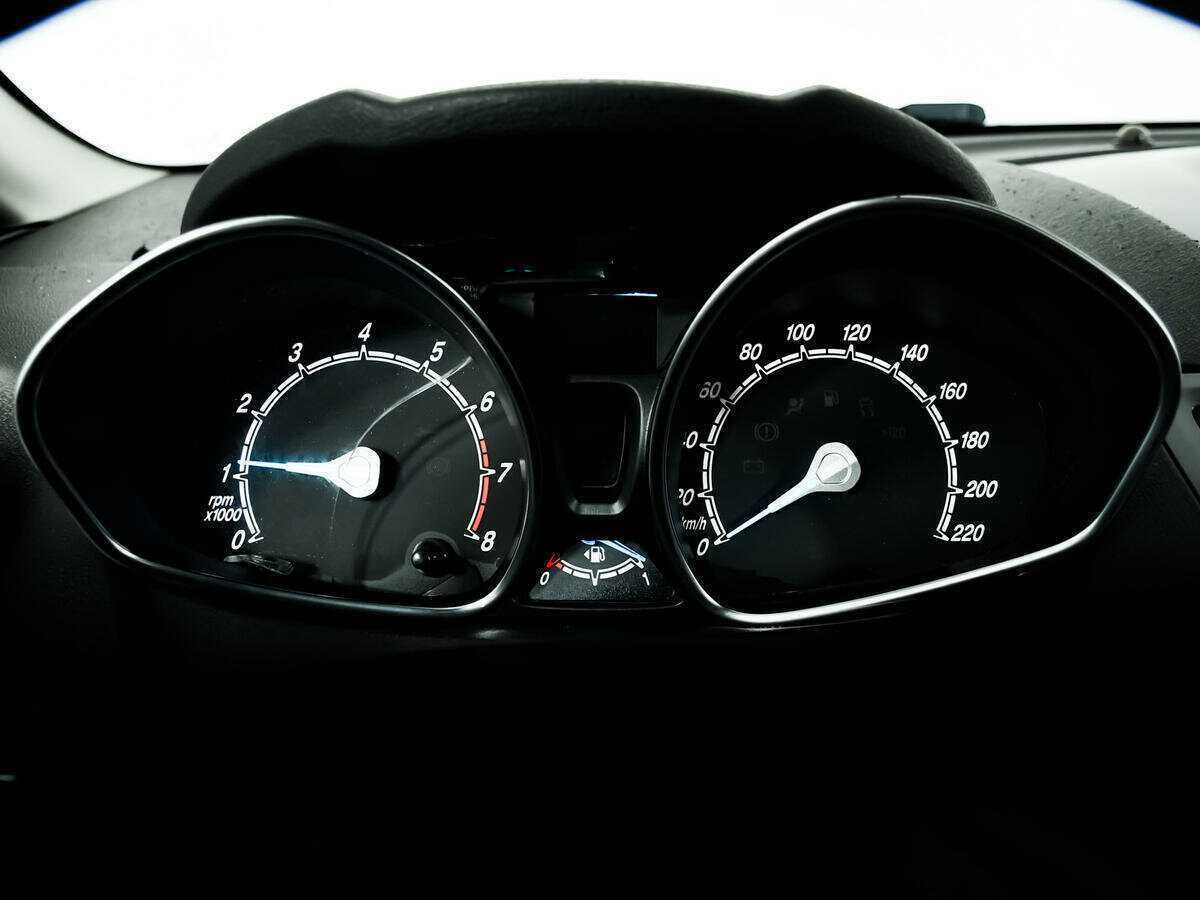 Ford Fiesta 2016 года с пробегом. Фото: #9