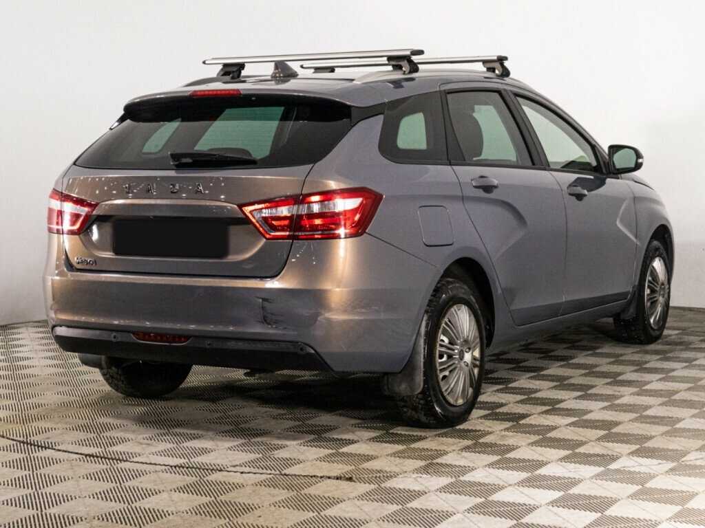 Lada (ВАЗ) Vesta 2018 года с пробегом. Фото: #4