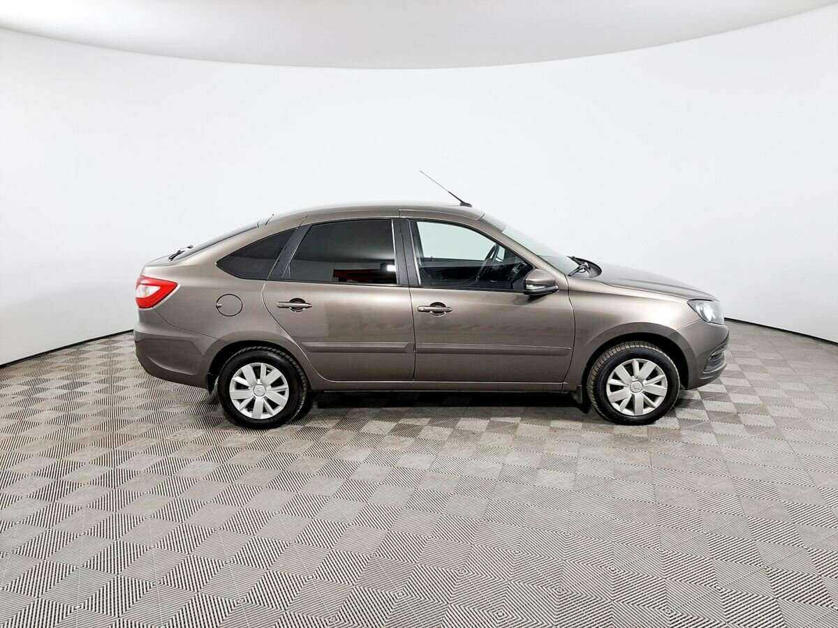 Lada (ВАЗ) Granta 2019 года с пробегом. Фото: #3