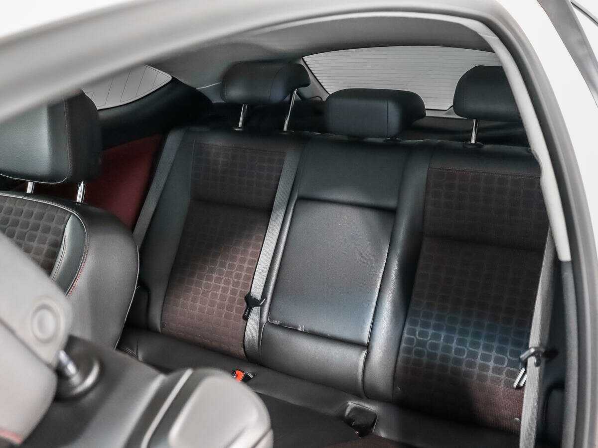 Opel Astra 2012 года с пробегом. Фото: #9