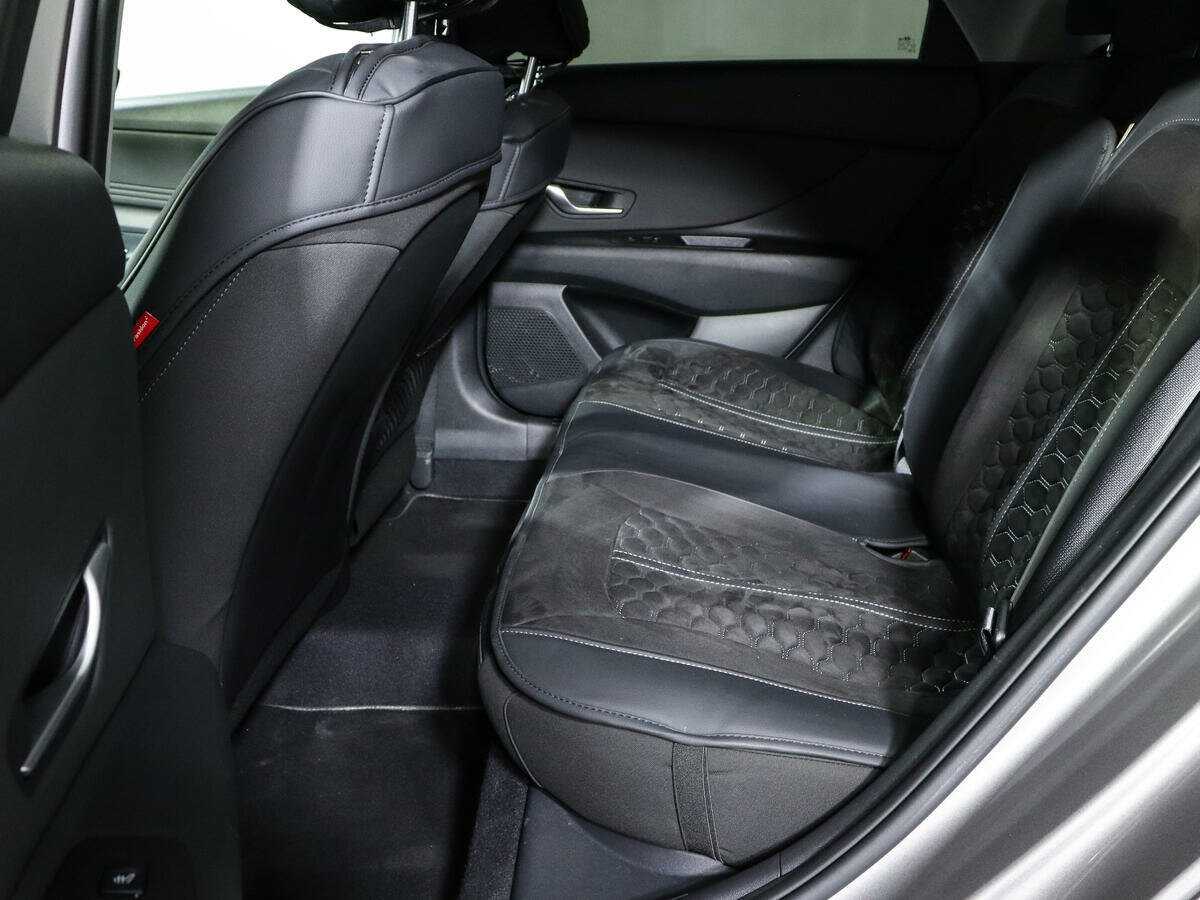 Hyundai Elantra 2022 года с пробегом. Фото: #8