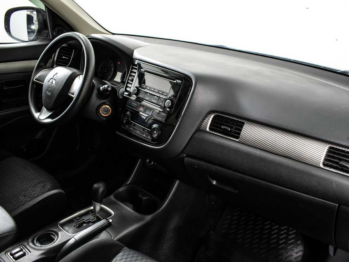 Mitsubishi Outlander 2012 года с пробегом. Фото: #8