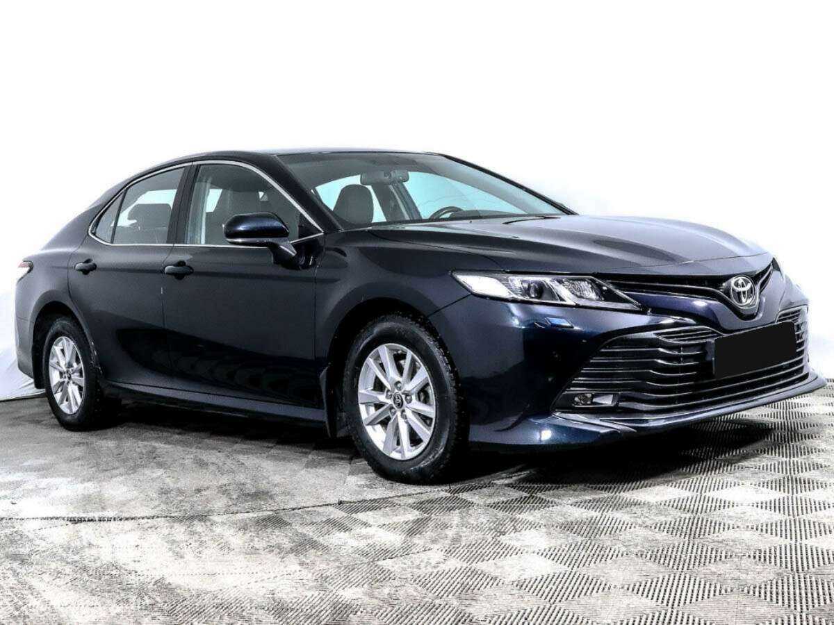 Toyota Camry 2019 года с пробегом. Фото: #2