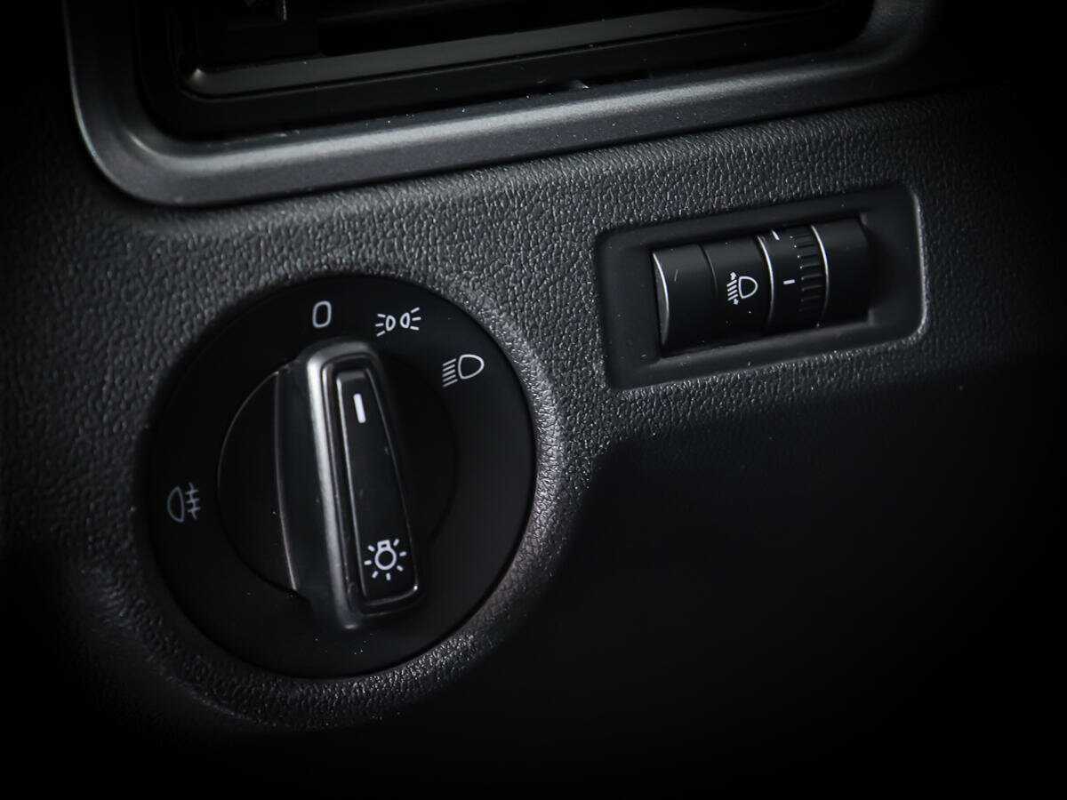 Skoda Rapid 2019 года с пробегом. Фото: #15