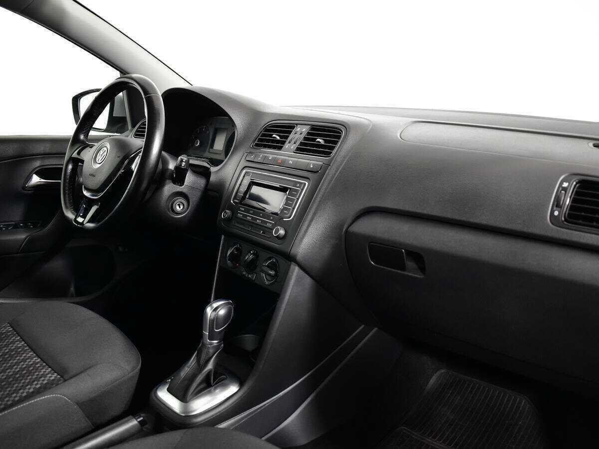 Volkswagen Polo 2017 года с пробегом. Фото: #8