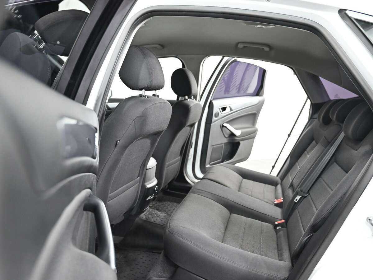 Ford Mondeo 2013 года с пробегом. Фото: #6