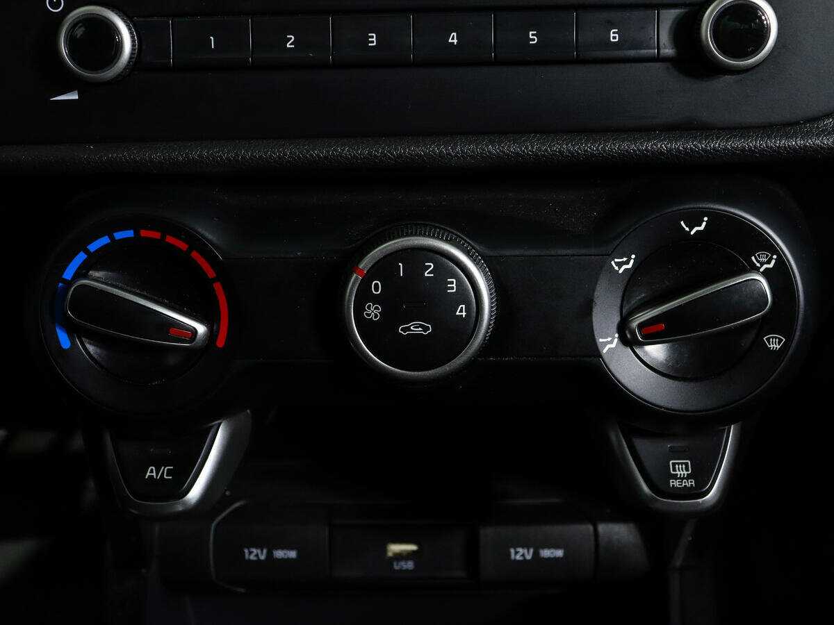 Kia Rio 2022 года с пробегом. Фото: #17