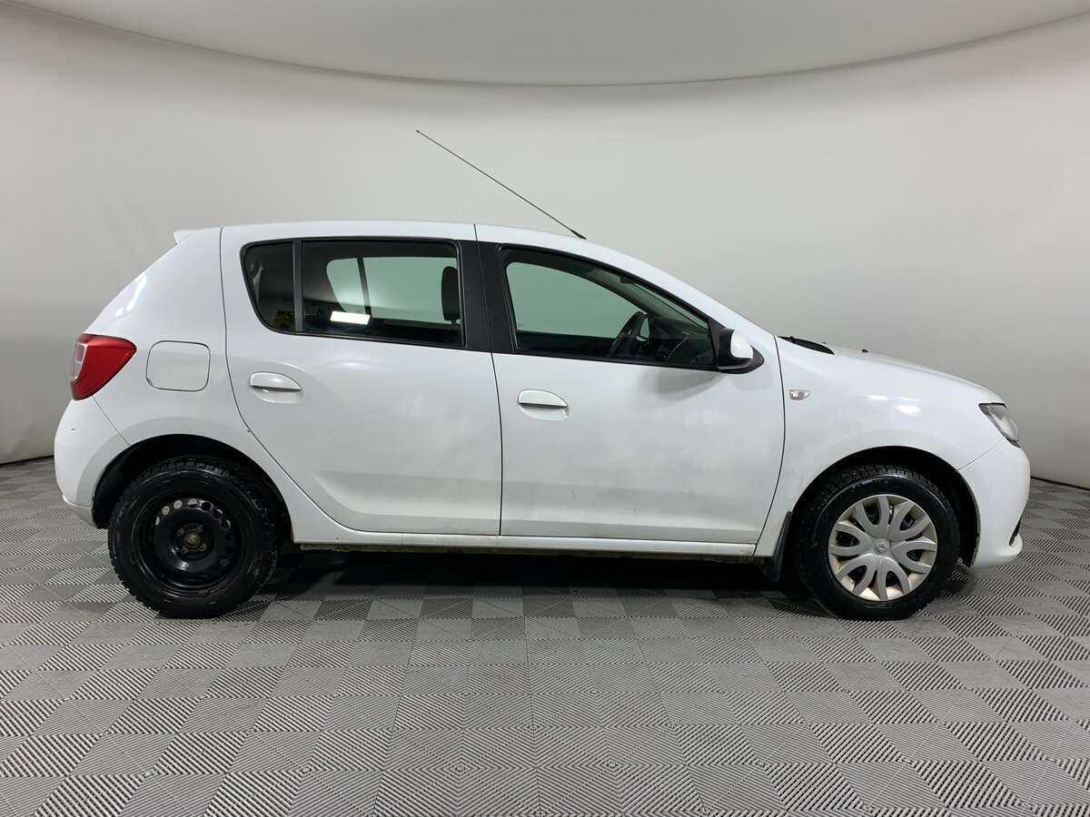 Renault Sandero 2017 года с пробегом. Фото: #3