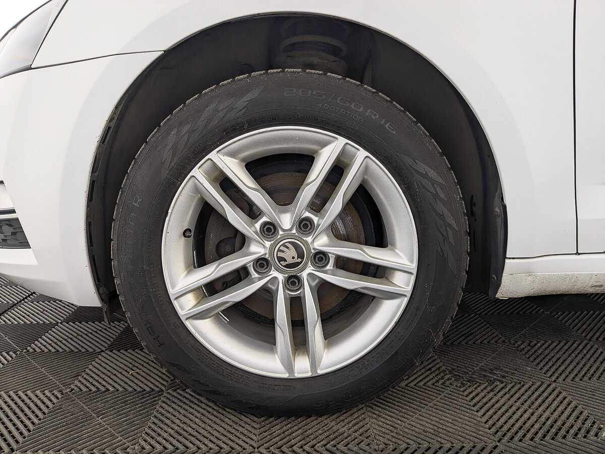 Skoda Octavia 2018 года с пробегом. Фото: #11