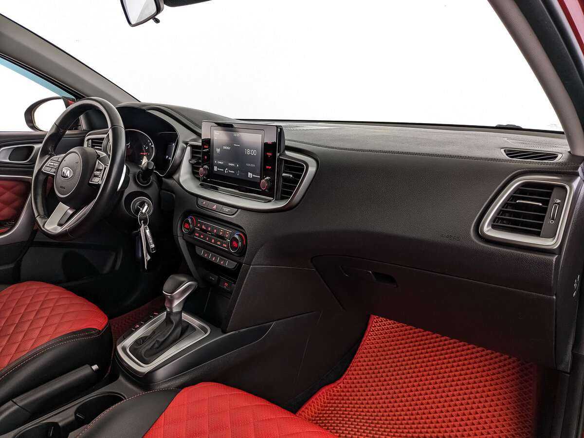 Kia Ceed 2020 года с пробегом. Фото: #8