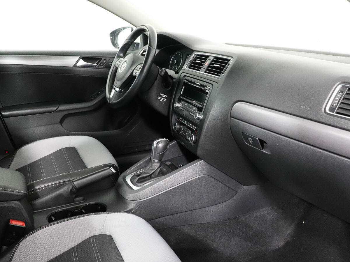 Volkswagen Jetta 2012 года с пробегом. Фото: #8