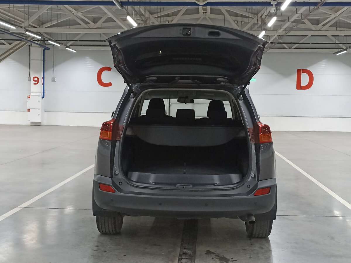 Toyota RAV4 2013 года с пробегом. Фото: #9