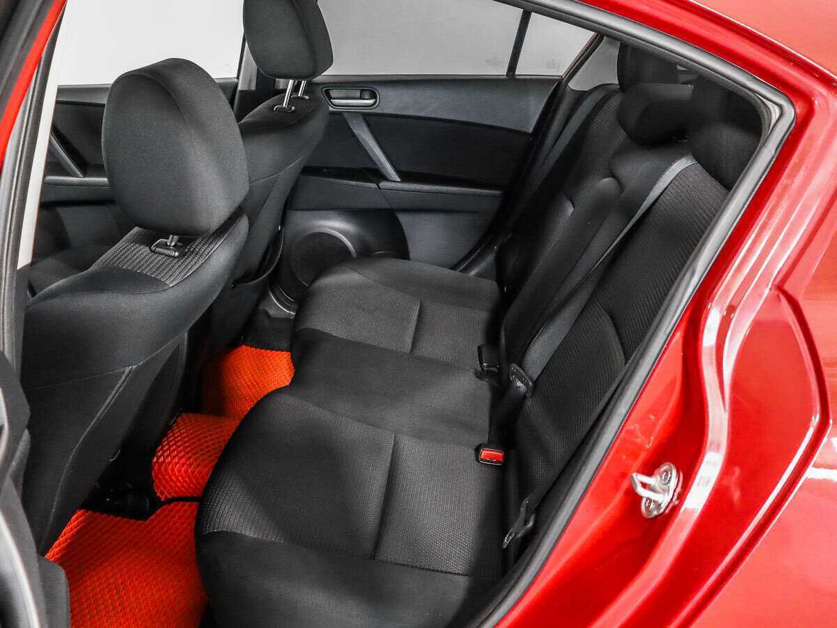 Mazda 3 2012 года с пробегом. Фото: #9