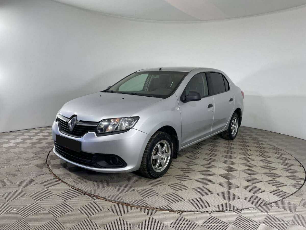 Renault Logan 2015 года с пробегом. Посмотреть фото