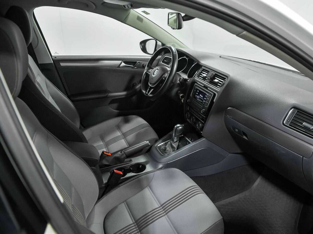 Volkswagen Jetta 2016 года с пробегом. Фото: #13