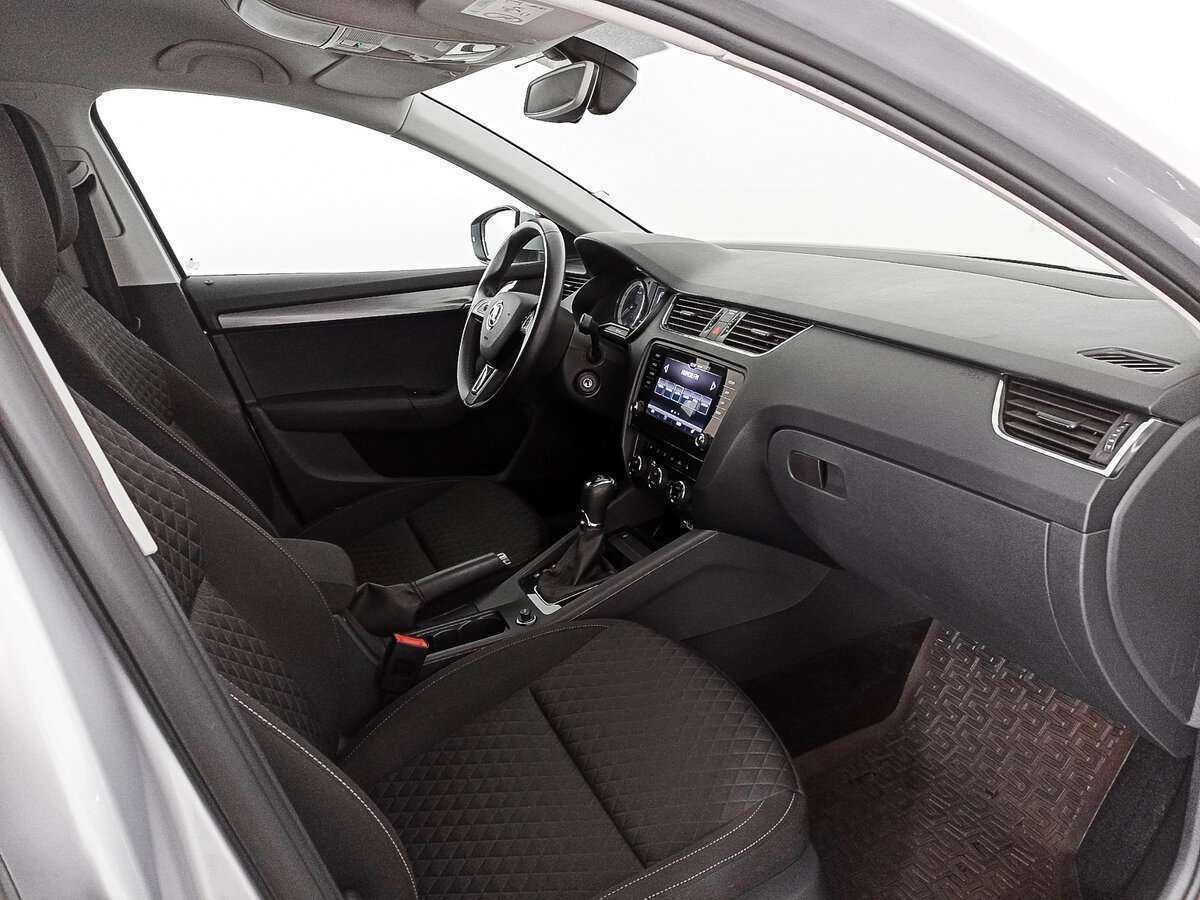 Skoda Octavia 2018 года с пробегом. Фото: #8