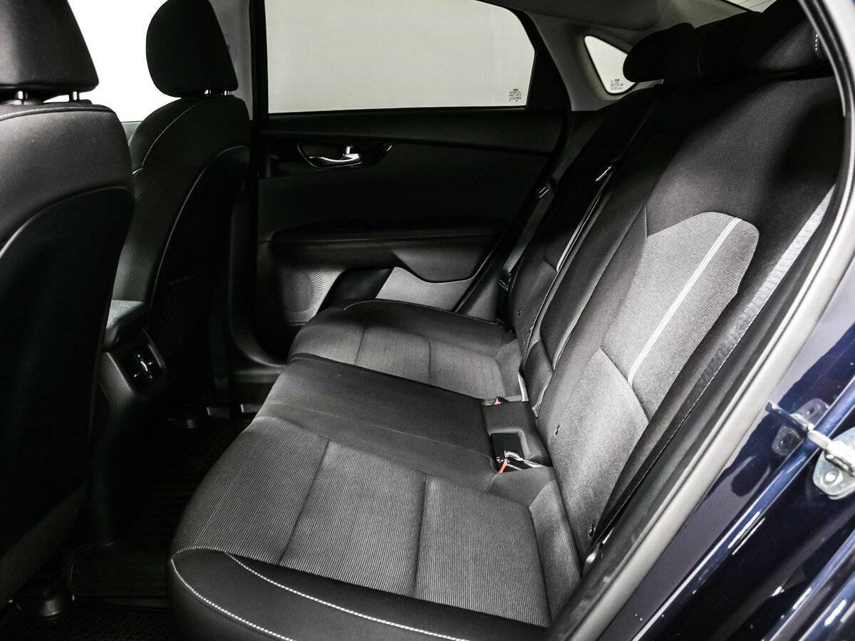 Kia Cerato 2019 года с пробегом. Фото: #11