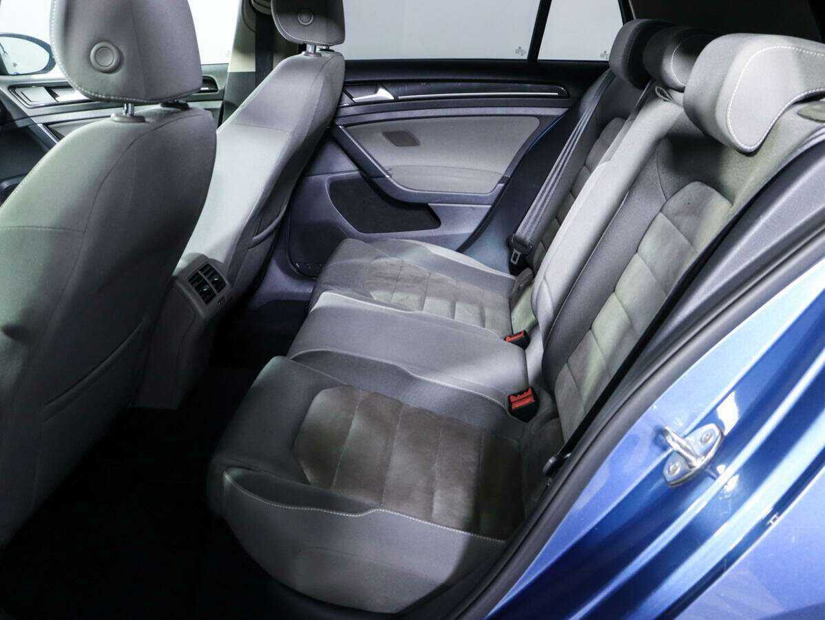 Volkswagen Golf 2013 года с пробегом. Фото: #9