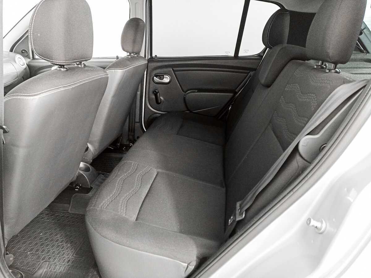 Renault Sandero 2013 года с пробегом. Фото: #9