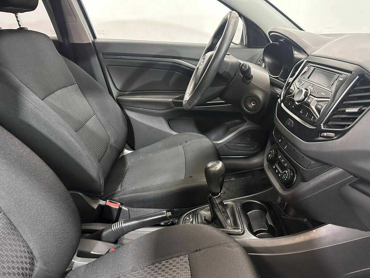 Lada (ВАЗ) Vesta 2016 года с пробегом. Фото: #9