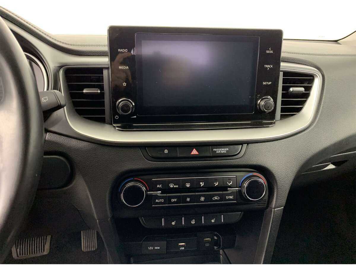 Kia Ceed 2021 года с пробегом. Фото: #12