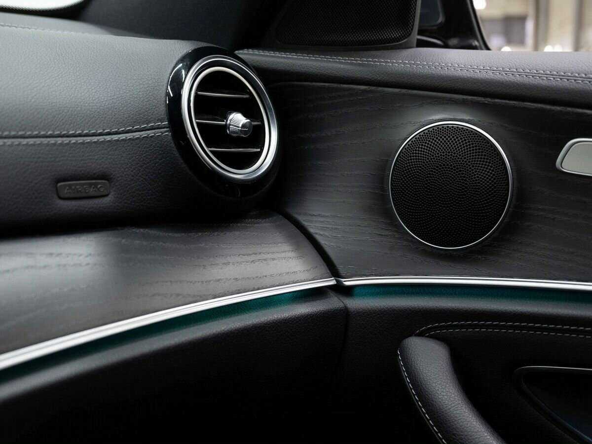 Mercedes-Benz E-Класс 2018 года с пробегом. Фото: #22