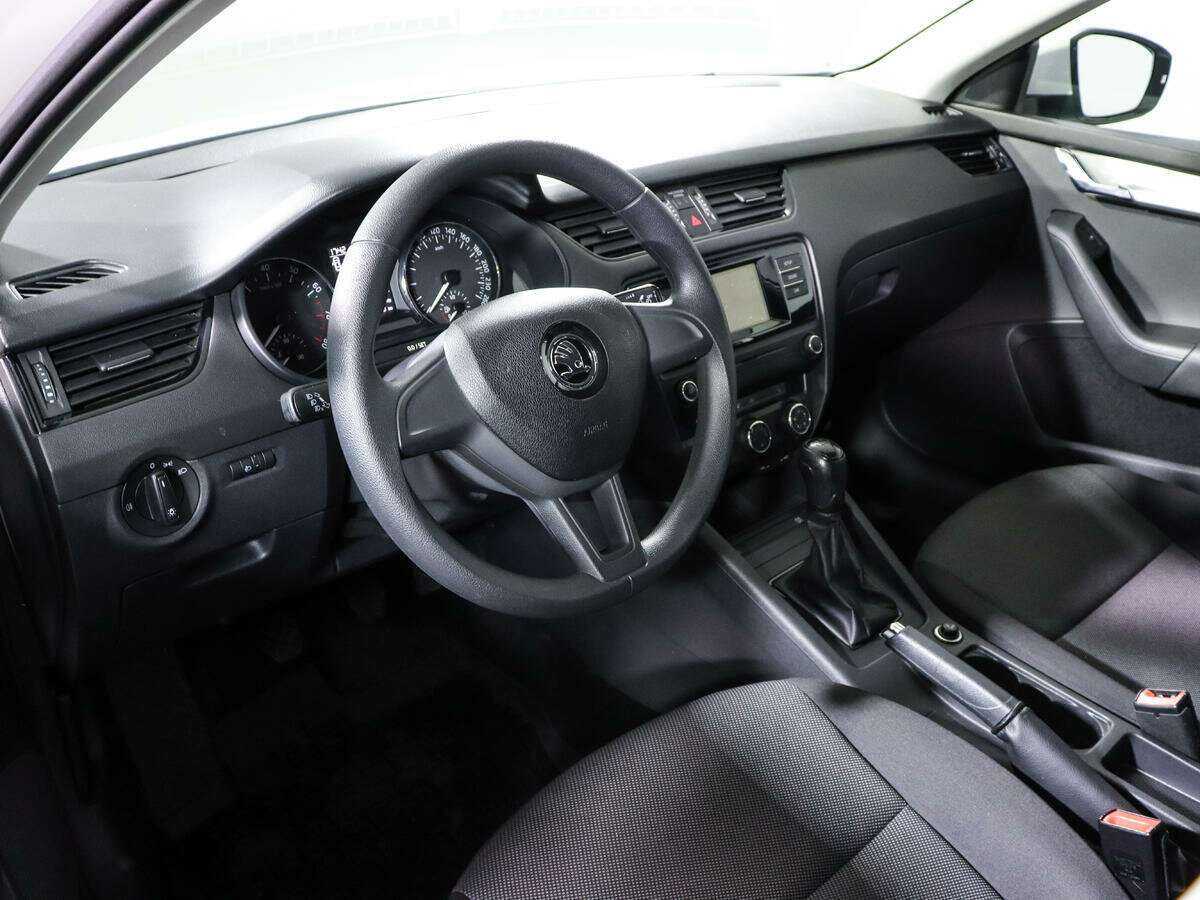 Skoda Octavia 2016 года с пробегом. Фото: #11