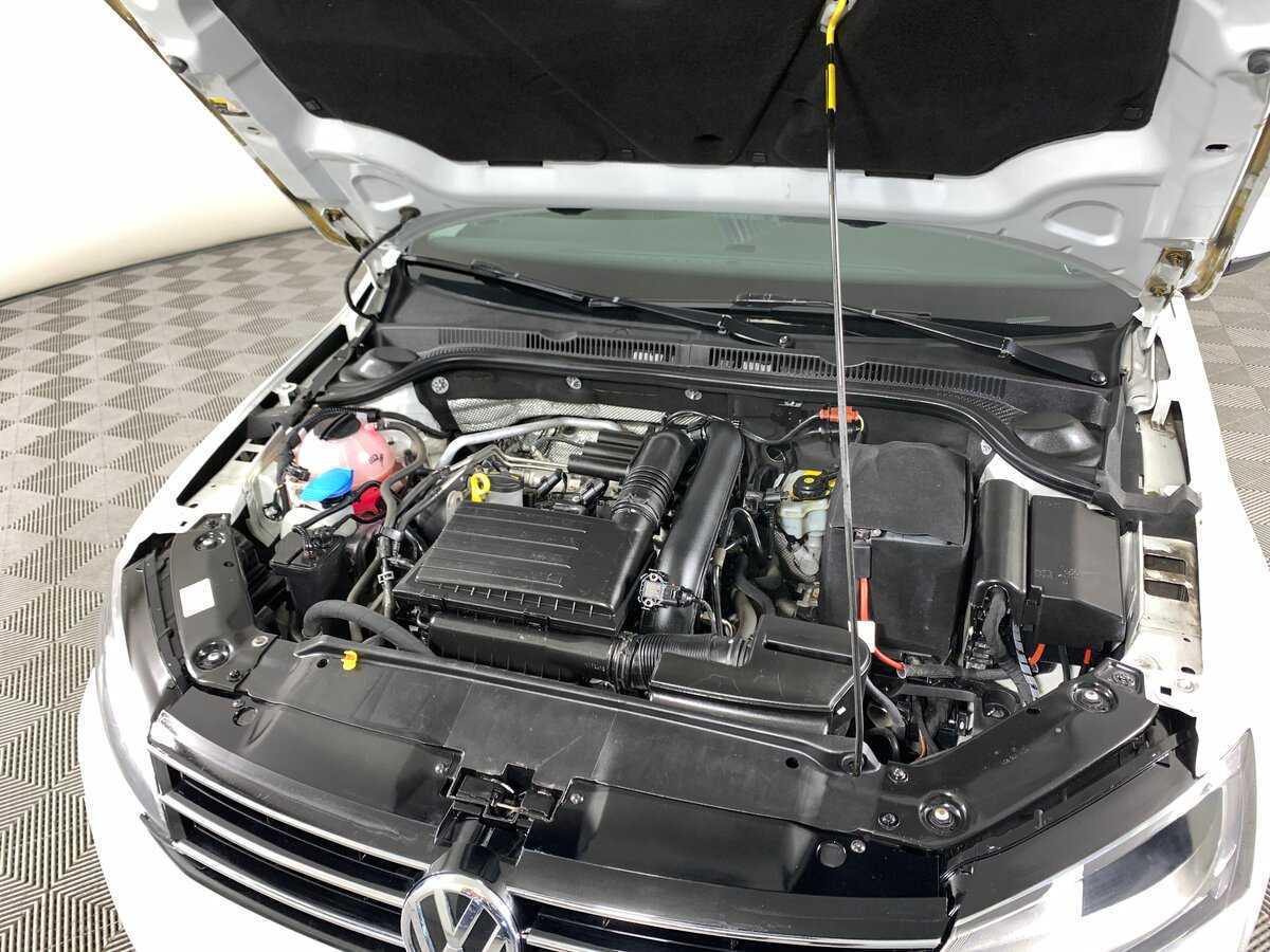 Volkswagen Jetta 2017 года с пробегом. Фото: #9