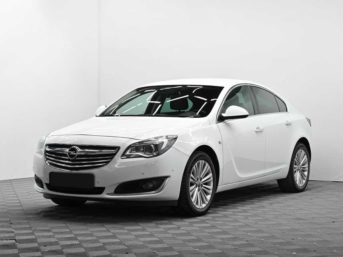 Opel Insignia 2014 года с пробегом. Посмотреть фото