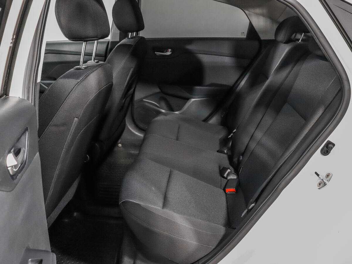 Hyundai Solaris 2021 года с пробегом. Фото: #9