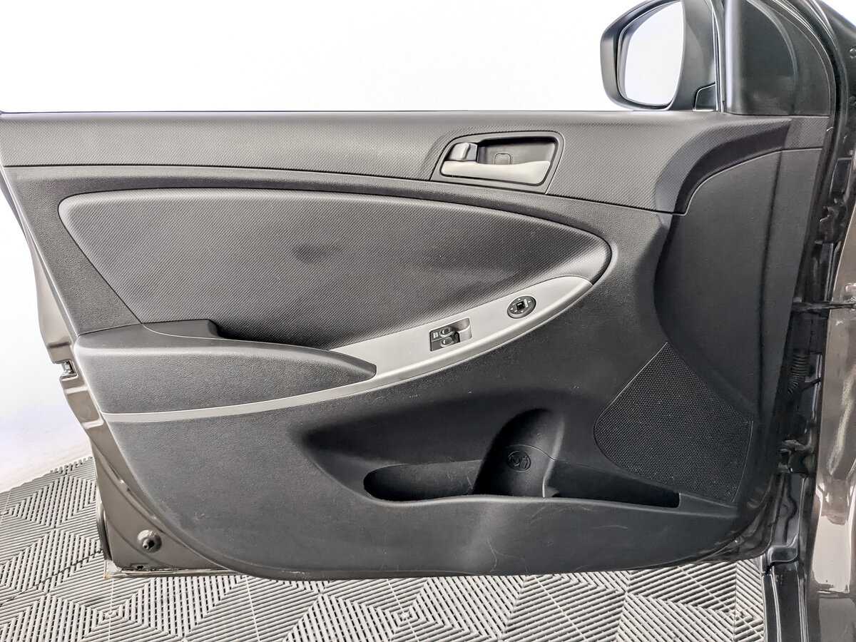 Hyundai Solaris 2016 года с пробегом. Фото: #17