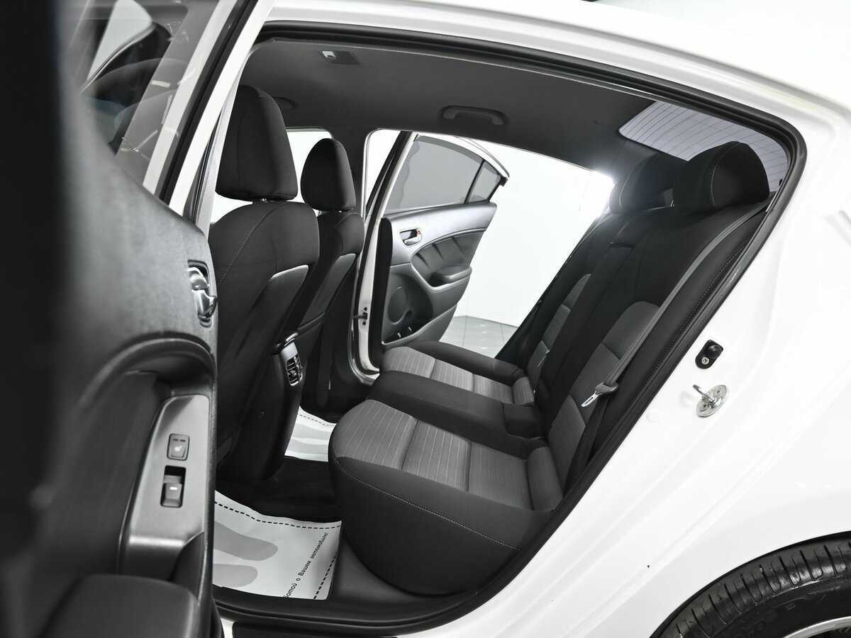 Kia Cerato 2013 года с пробегом. Фото: #14