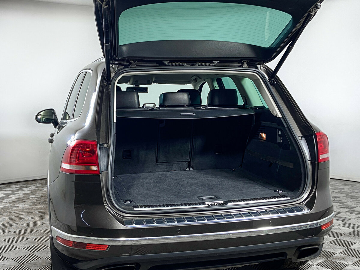 Volkswagen Touareg 2015 года с пробегом. Фото: #6