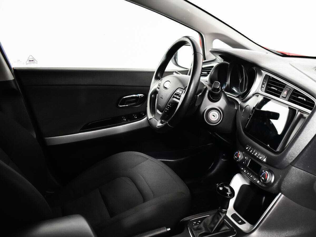 Kia Ceed 2017 года с пробегом. Фото: #8