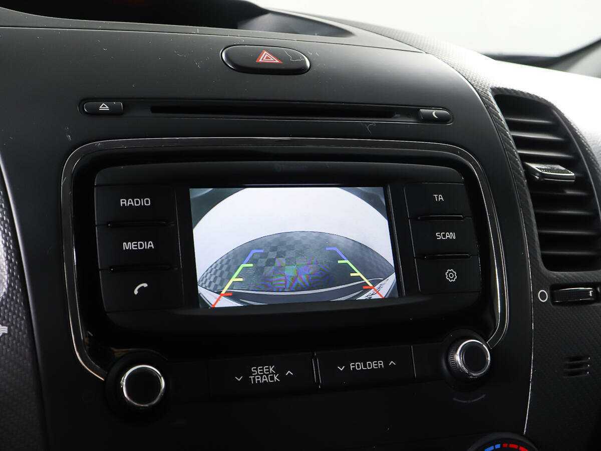 Kia Cerato 2017 года с пробегом. Фото: #17