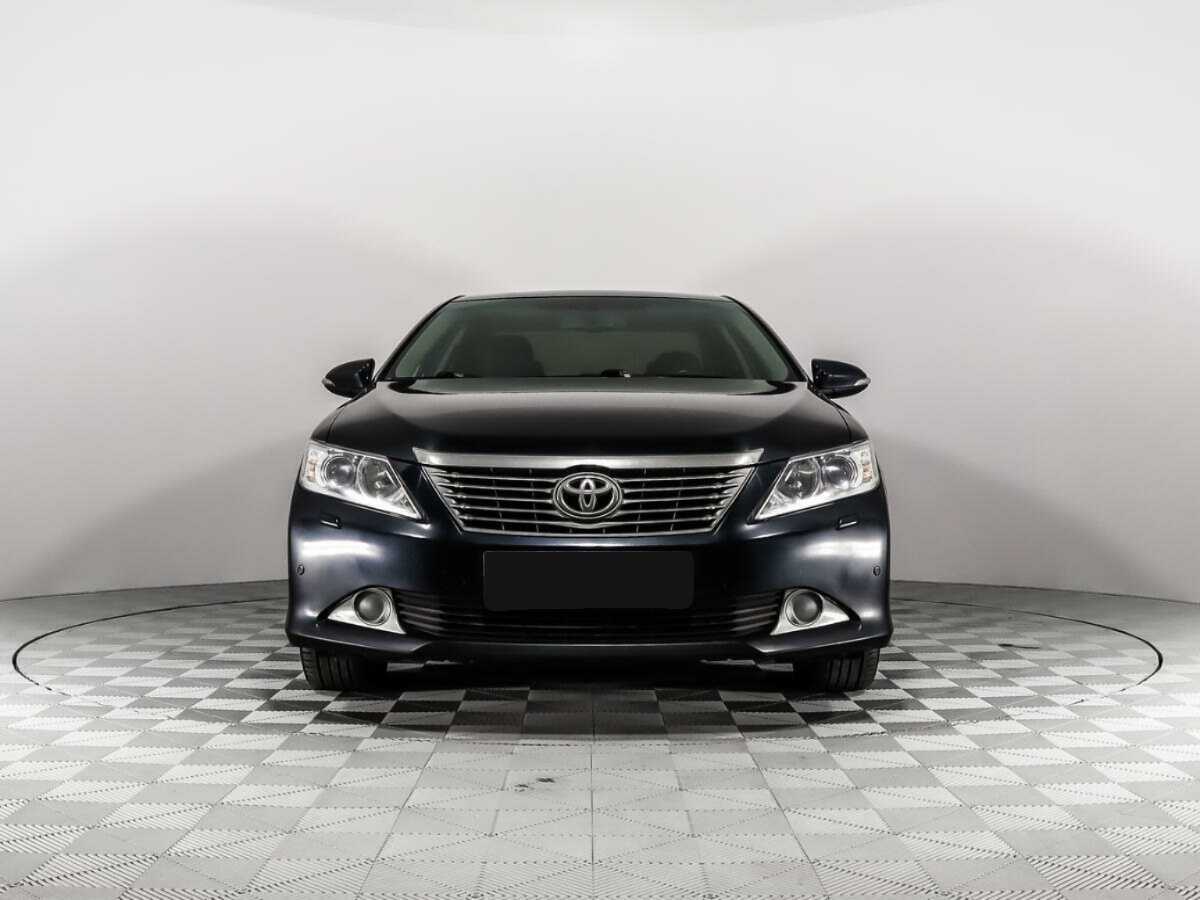 Toyota Camry 2014 года с пробегом. Фото: #1