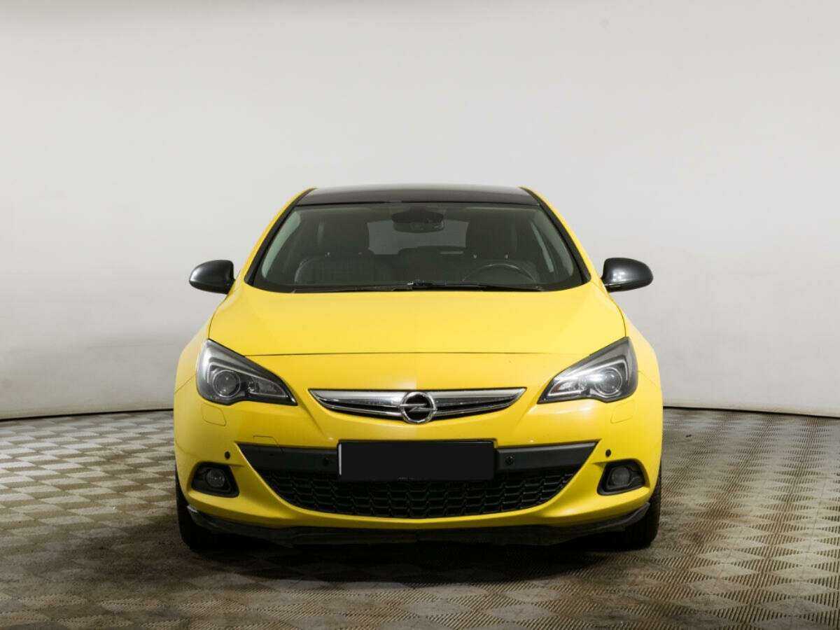 Opel Astra 2013 года с пробегом. Фото: #1