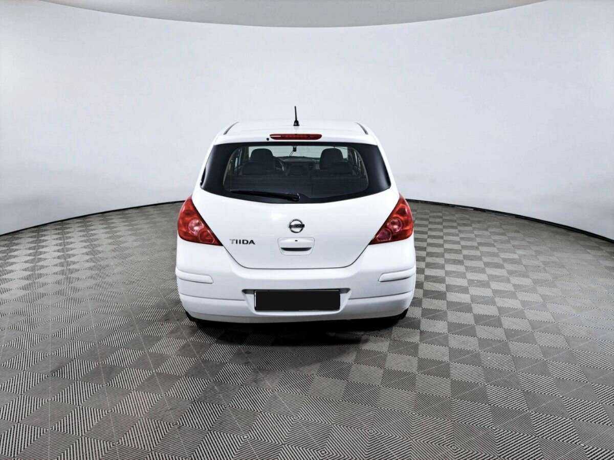 Nissan Tiida 2012 года с пробегом. Фото: #5