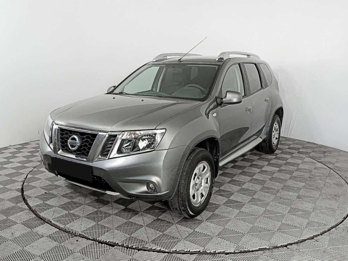 Nissan Terrano 2016 года с пробегом. Посмотреть фото