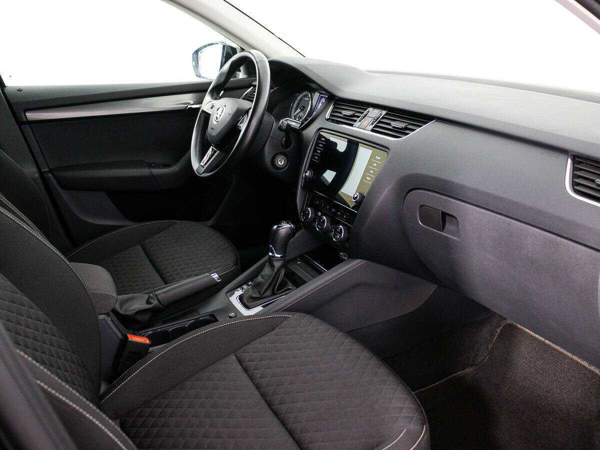 Skoda Octavia 2018 года с пробегом. Фото: #8