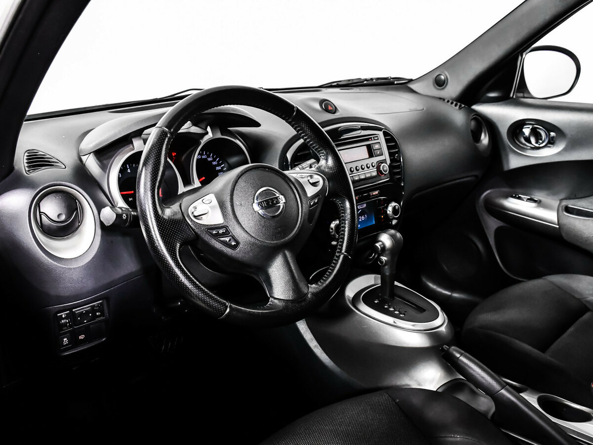 Nissan Juke 2012 года с пробегом. Фото: #12