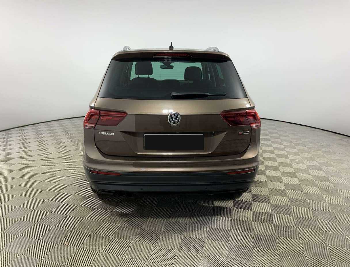 Volkswagen Tiguan 2019 года с пробегом. Фото: #5