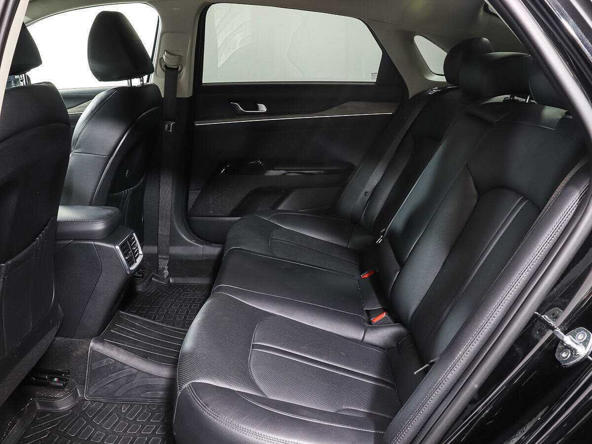 Kia K5 2021 года с пробегом. Фото: #6