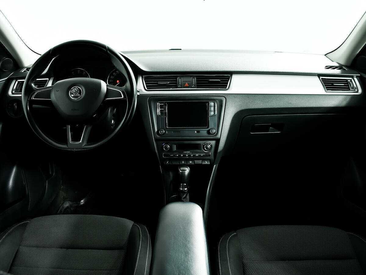 Skoda Rapid 2014 года с пробегом. Фото: #10