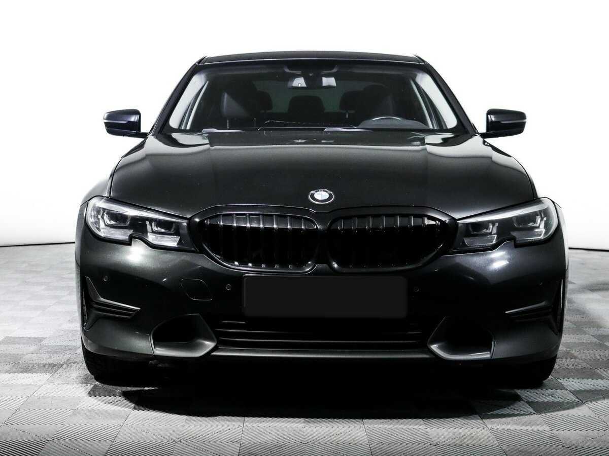 BMW 3 серии 2019 года с пробегом. Фото: #1