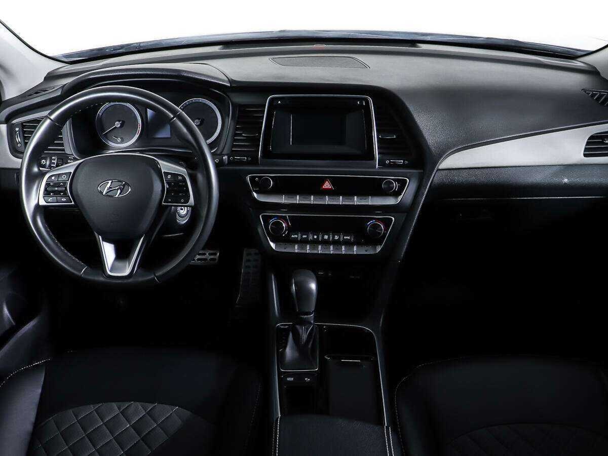Hyundai Sonata 2018 года с пробегом. Фото: #10