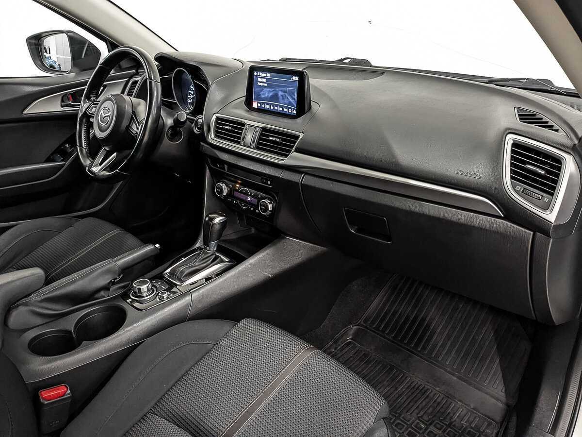 Mazda 3 2018 года с пробегом. Фото: #10