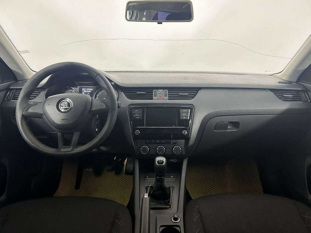 Skoda Octavia 2018 года с пробегом. Фото: #6