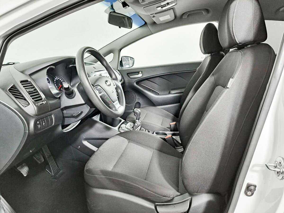 Kia Cerato 2017 года с пробегом. Фото: #13